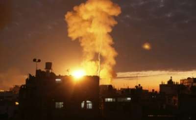 ردا على إطلاق الصواريخ:غارات إسرائيلية تستهدف مواقعا للمقاومة في قطاع غزة