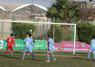 بيت لاهيا يخطف فوزا من خدمات جباليا.. وتعادل للجلاء وأهلي النصيرات