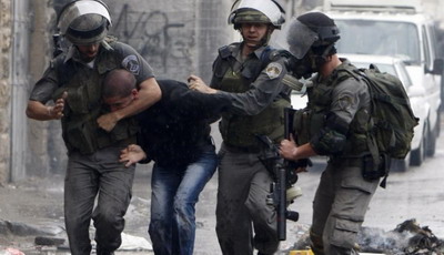 بالأسماء.. الاحتلال يعتقل 4شبان بتهمة قتل إسرائيلي وجرح آخرين