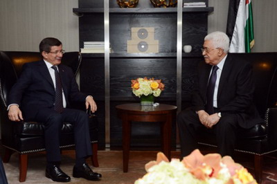 الرئيس يجتمع مع رئيس الوزراء التركي