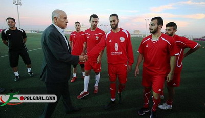 صور.. الرجوب يتابع تدريبات الفدائي استعدادا لملاقاة تيمور