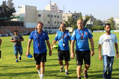 التشيلي خيسو يقود تدريبات اهلي الخليل خلفاً للايطالي كوزين