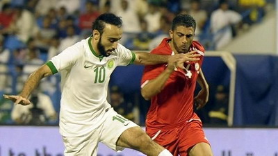 صحيفة سعودية تثير بلبلة بنشر خبر مكان وموعد اقامة مباراة فلسطين والسعودية الجديد 