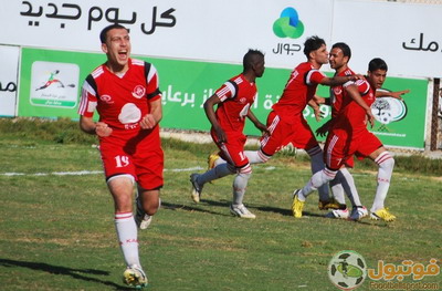 " ذئاب خان يونس " تفترس الهلال