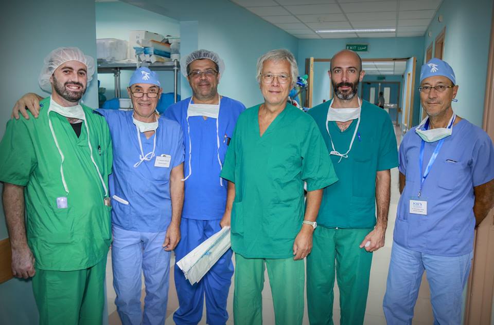 الدكتور الفرا يرافق فريق ايطالي طبي لاجراء عمليات جراحية نوعية 