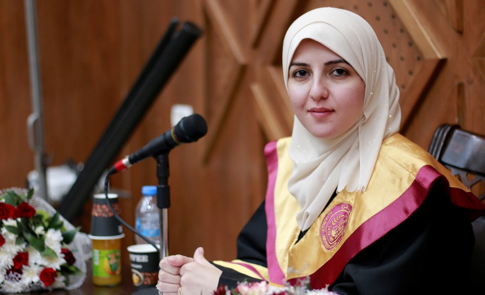 مناقشة رسالة الماجستير للباحثة أ. إسلام مازن الاغا