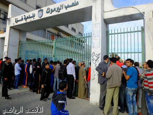 كيف تابعت الجماهير لقاء غزة الرياضي والمغازي ؟!