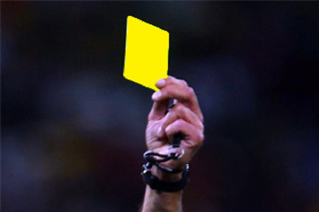 تعرف على أكثر اللاعبين حصول على البطاقات الصفراء بدوري المحترفين - 