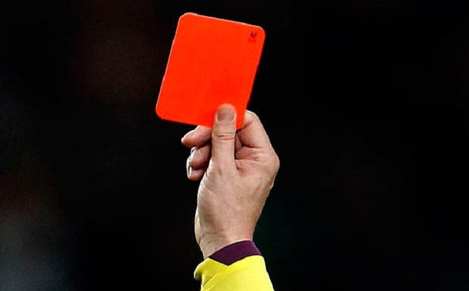 الدوري الممتاز بدون بطاقات حمراء