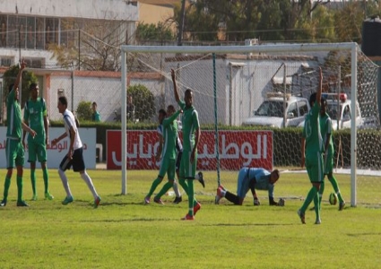 لاعب الهلال يهدر فرصة والمرمى خالي