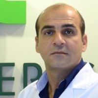 الدكتور مازن صائب الفرا مستشار أول في جراحة الأوعية الدموية
